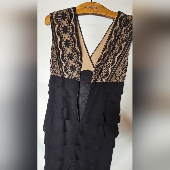 Adrianna Papell Evening Cap-Sleeve Lace Maxi Dress Formal Gown - Picture 9 of 11